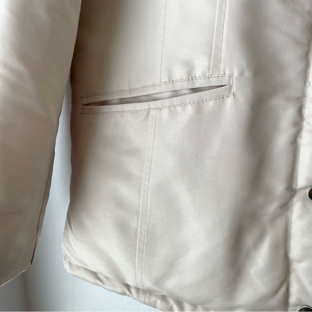Weatherproof Quilted Reversible Water Resistant Puffer Jacket White and Beige L - Picture 5 of 16